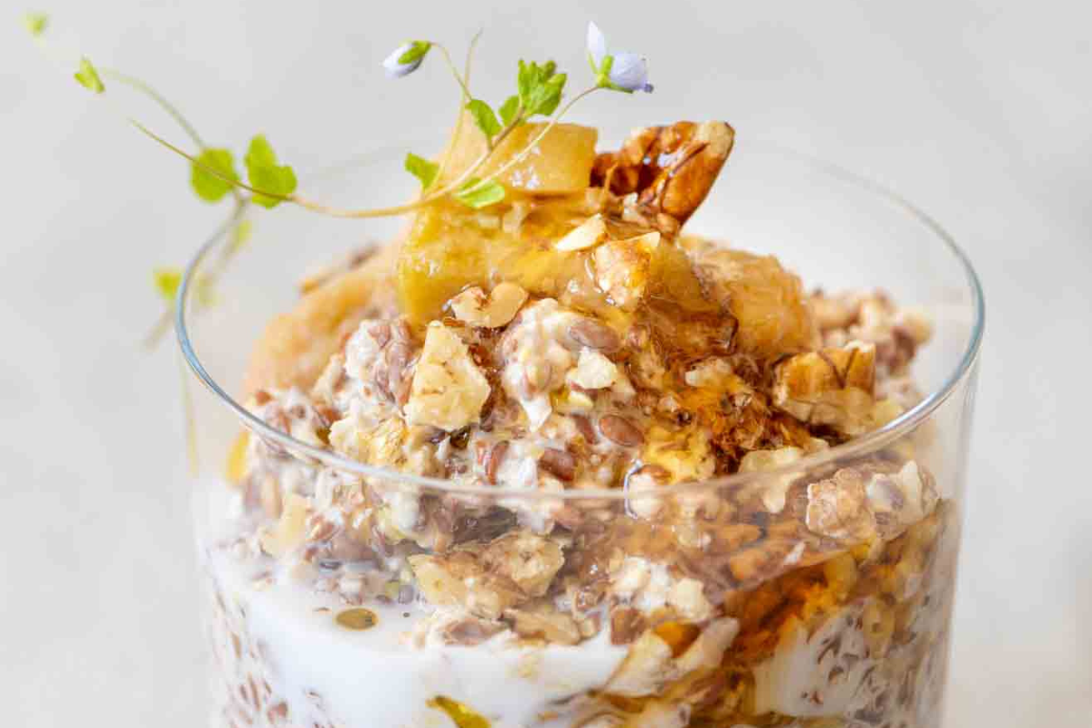 Omega-3-Porridge mit Fruchtkompott