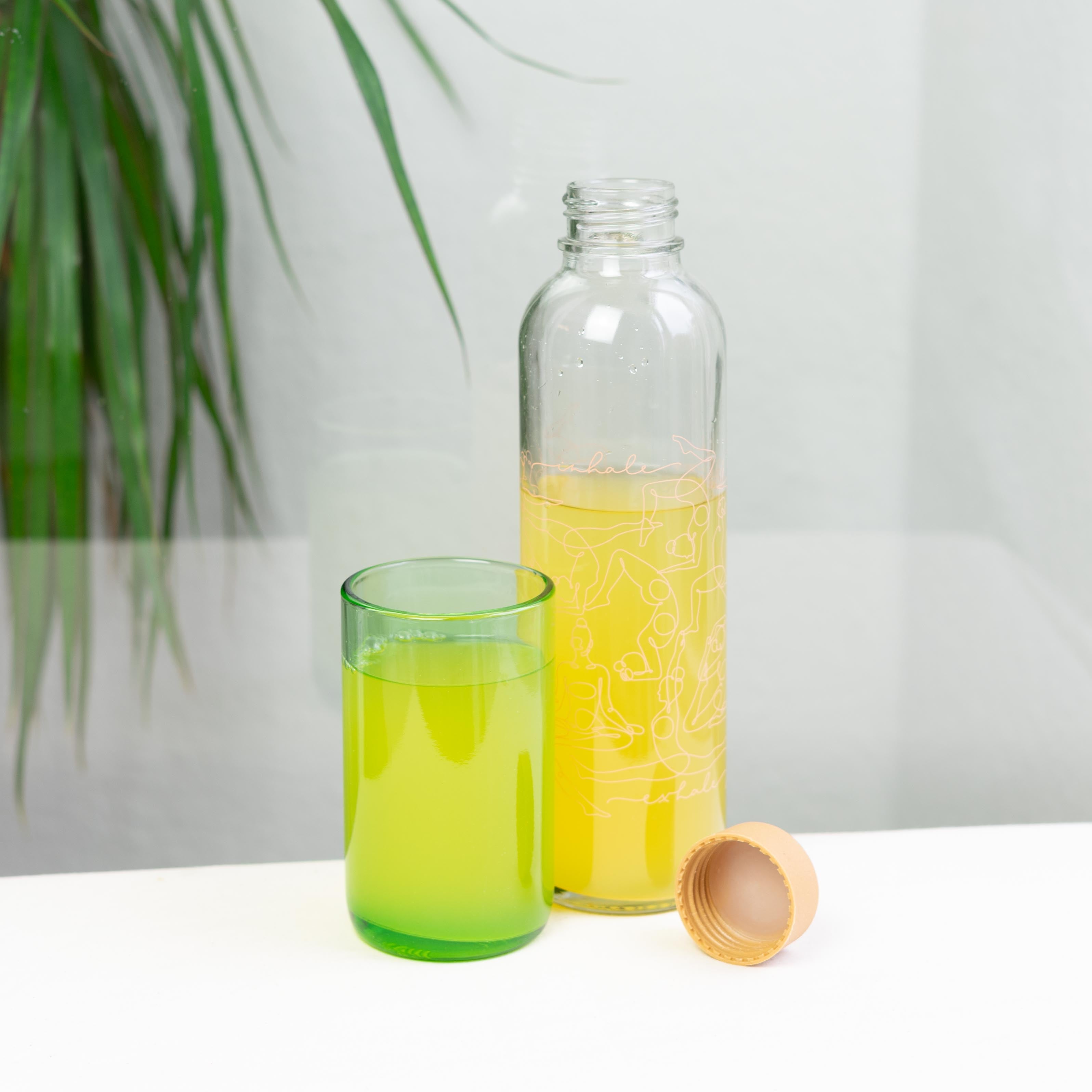 INSPIREZ ET EXPIREZ une bouteille en verre de 0,7 L