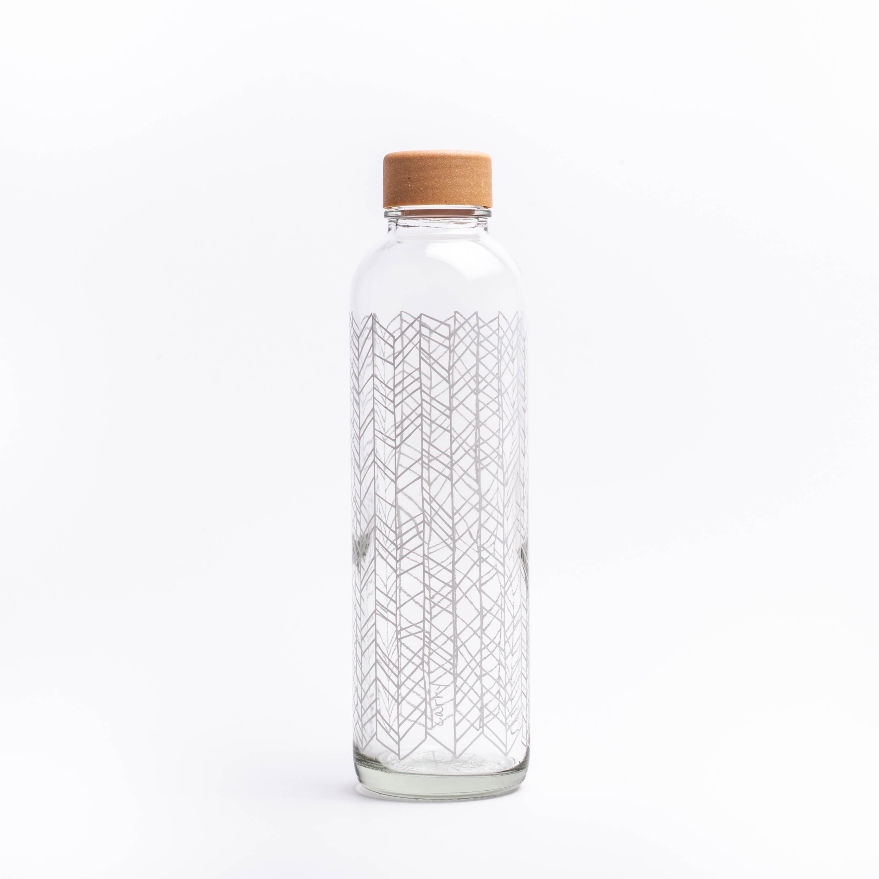 Glastrinkflasche mit hellgrauem Rautenmuster