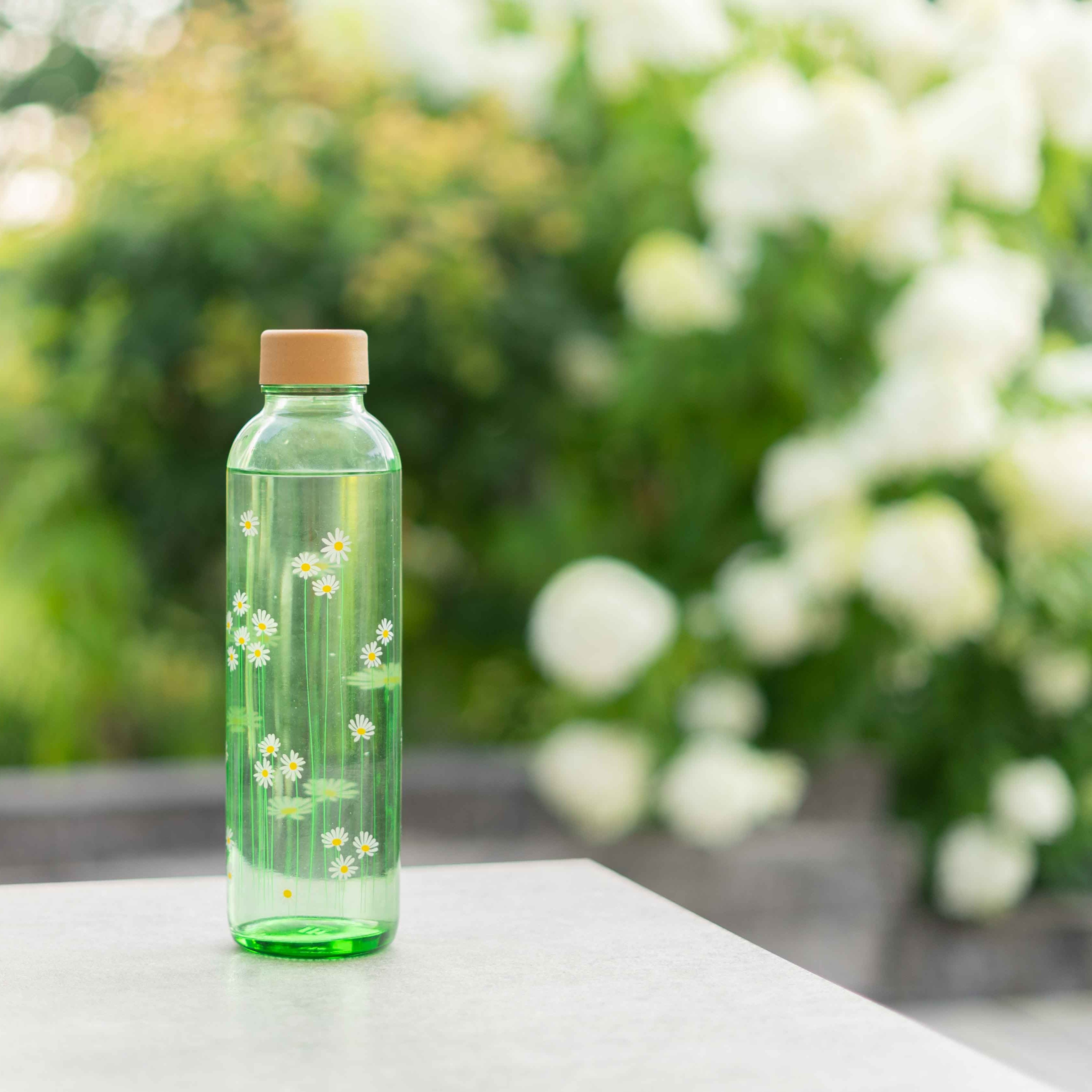 GREEN DAISY 0.7 l glass bottle