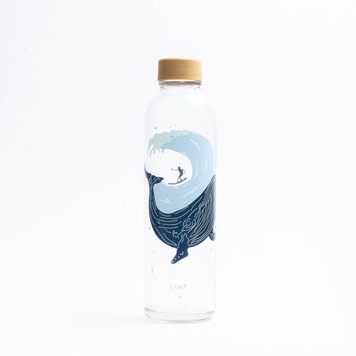 Ocean Surf CARRY Glasflasche 0,7L für unterwegs mit Meer und Wal Design