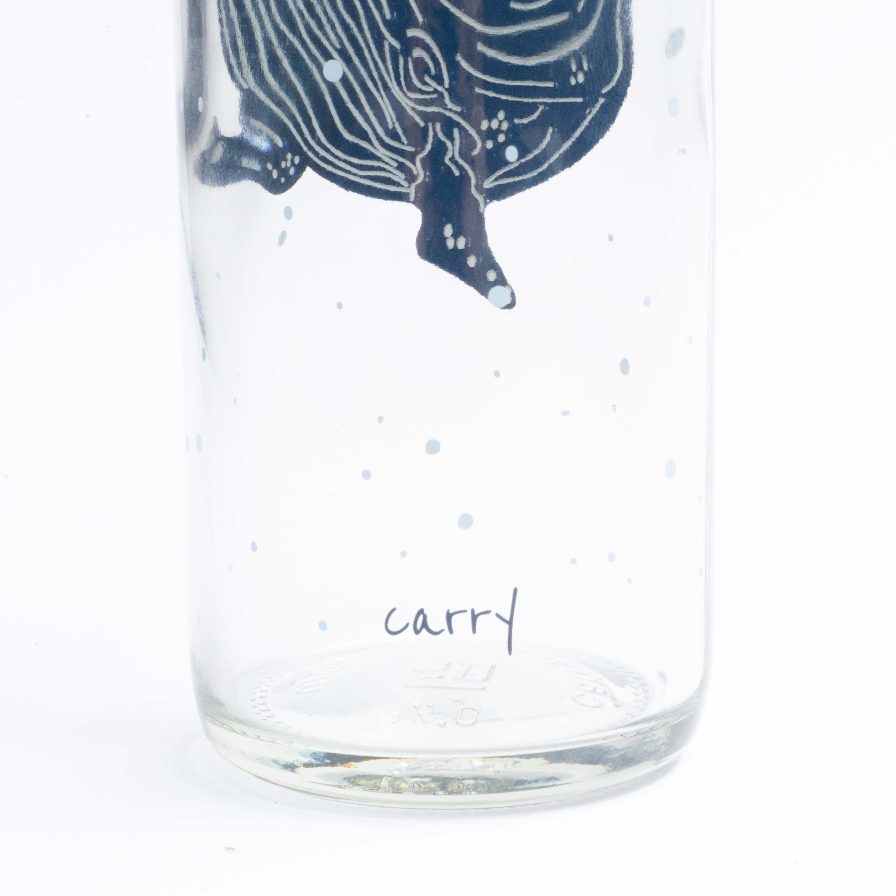 Ocean Surf CARRY 0,7L Trinkflasche aus Glas mit Meer und Wal Design und robustem Flaschenboden